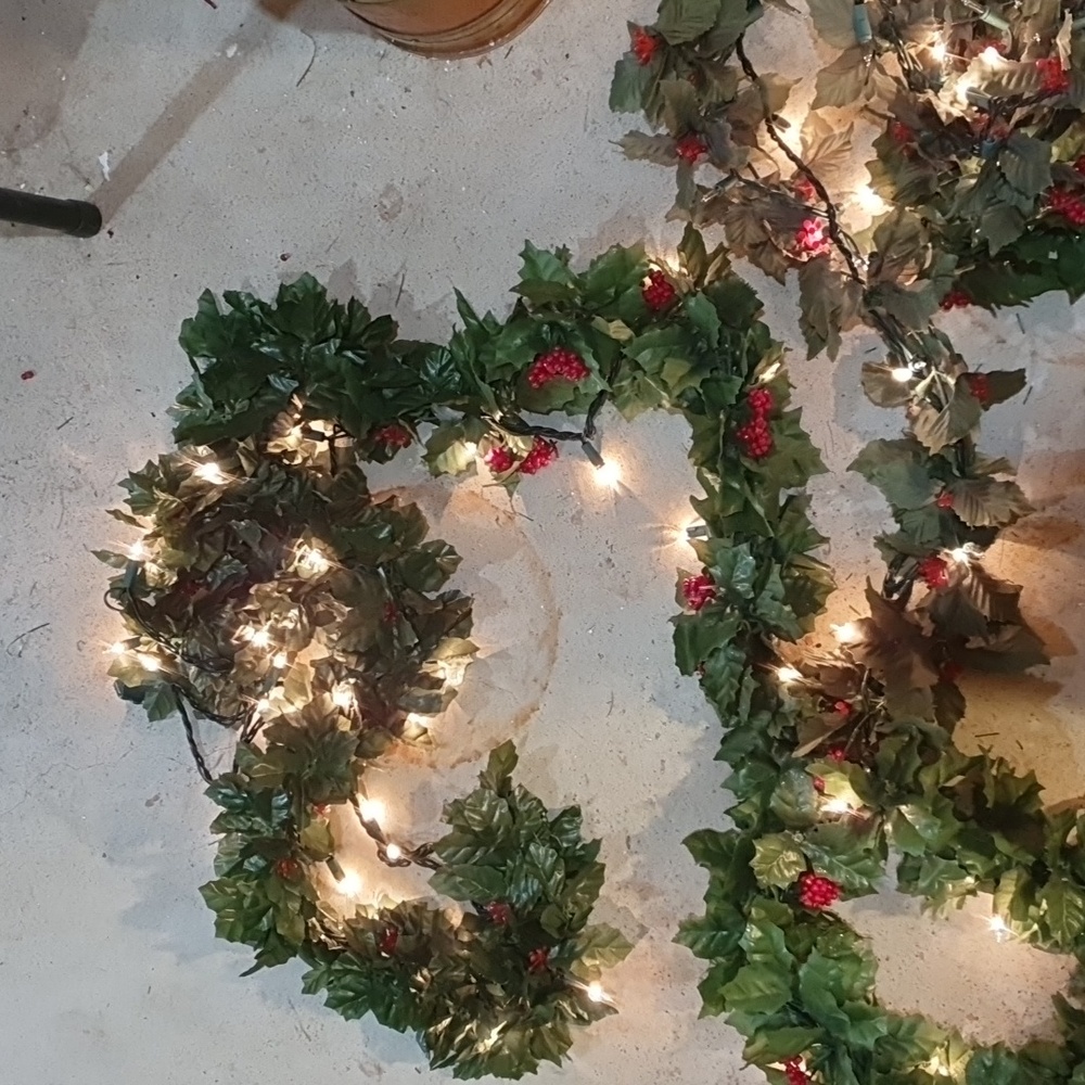 💜 Light up Christmas garland